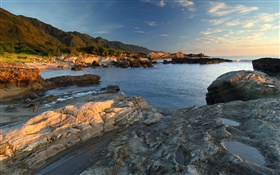 Costa, rochas, mar, crepúsculo HD Papéis de Parede