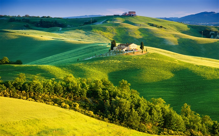 Itália, campos verdes, paisagem bonita Papéis de Parede, imagem