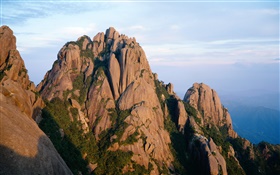 rochas montanhas, céu azul, China