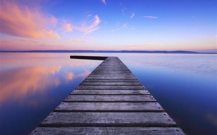 Ponte de madeira, lago, amanhecer, céu azul Papéis de Parede, imagem