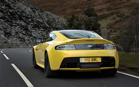 Aston Martin V12 Vantage S amarelo supercar vista traseira HD Papéis de Parede