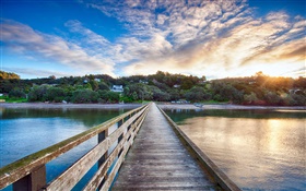 Cornwallis Wharf, ponte de madeira, por do sol, Manukau Harbour, Nova Zelândia HD Papéis de Parede