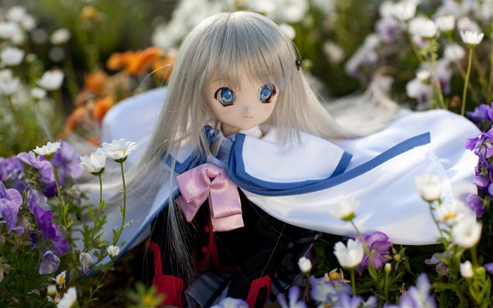 Olhos azuis da menina brinquedo, boneca, flores Papéis de Parede, imagem