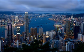 Hong Kong, cidade, construções, céu nebuloso, manhã