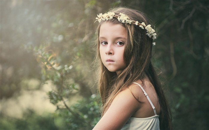 Menina bonito, tristeza, criança, grinalda, flores Papéis de Parede, imagem