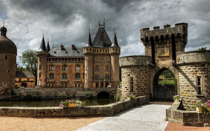 France, castelo de La Clayette, fortaleza, torres, porta, nuvens Papéis de Parede, imagem