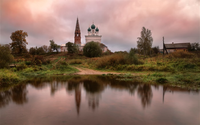 Rússia, templo, aldeia, lagoa, grama, árvores, nuvens Papéis de Parede, imagem
