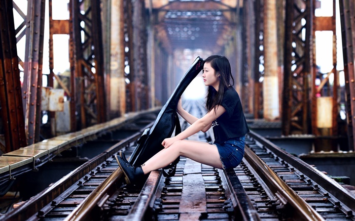 sit menina na guitarra jogo da estrada de ferro, ponte Papéis de Parede, imagem