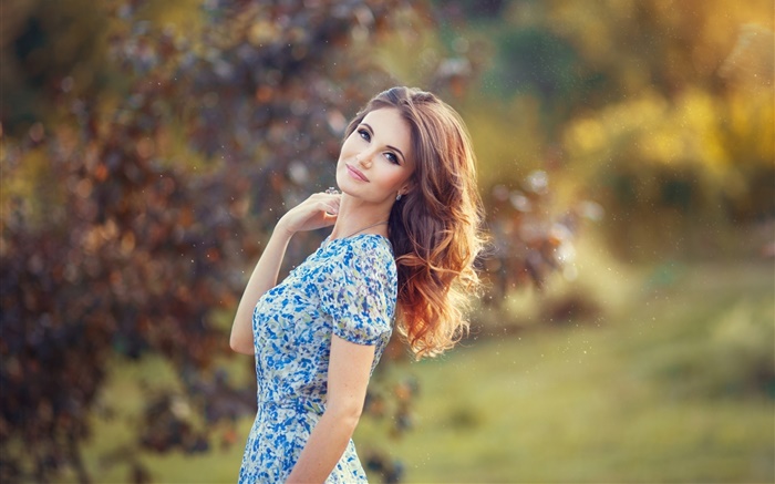 Mulher bonita, vestido azul, bokeh Papéis de Parede, imagem