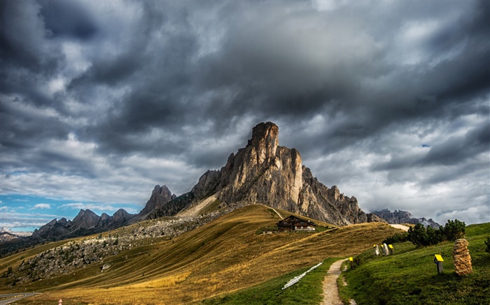 Dolomitas, na Itália, montanhas, casa, trajeto, nuvens Papéis de Parede, imagem