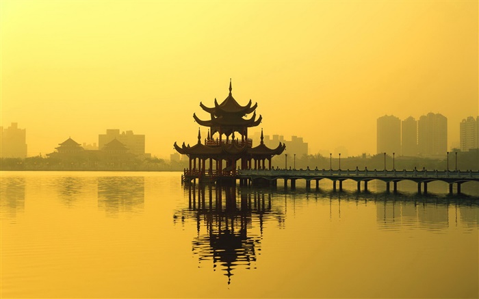 Paisagem chinesa, um pavilhão, lago, crepúsculo Papéis de Parede, imagem