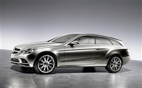 Mercedes-Benz carro prateado vista lateral