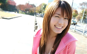 vestido rosa menina asiática, sorrir