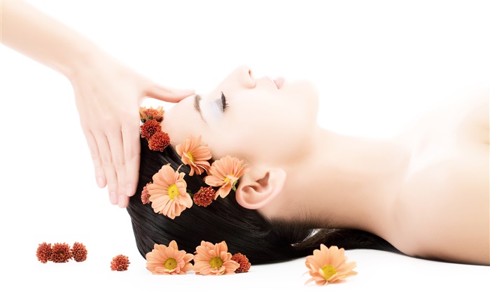 SPA close-up, menina, flores, cabelo, massagem Papéis de Parede, imagem