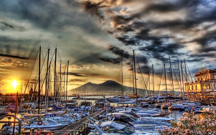 Iates, barcos, cais, nuvens, pôr do sol, Itália, Nápoles Papéis de Parede, imagem
