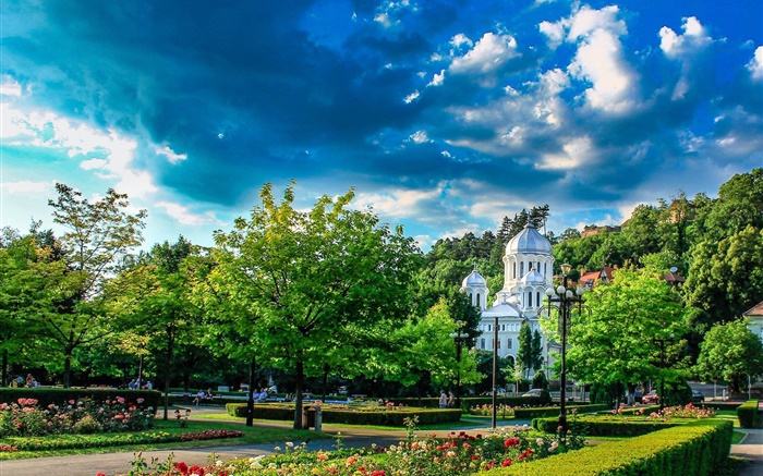 Jardim Botânico, Roménia, árvores, casas, nuvens Papéis de Parede, imagem